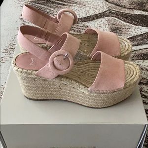 Marc fisher pink wedges